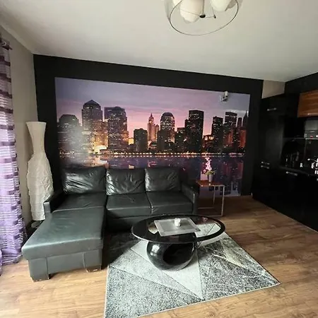 Krawiecka 3 - New York Style - City Center - Parking Place Apartment Wroclaw